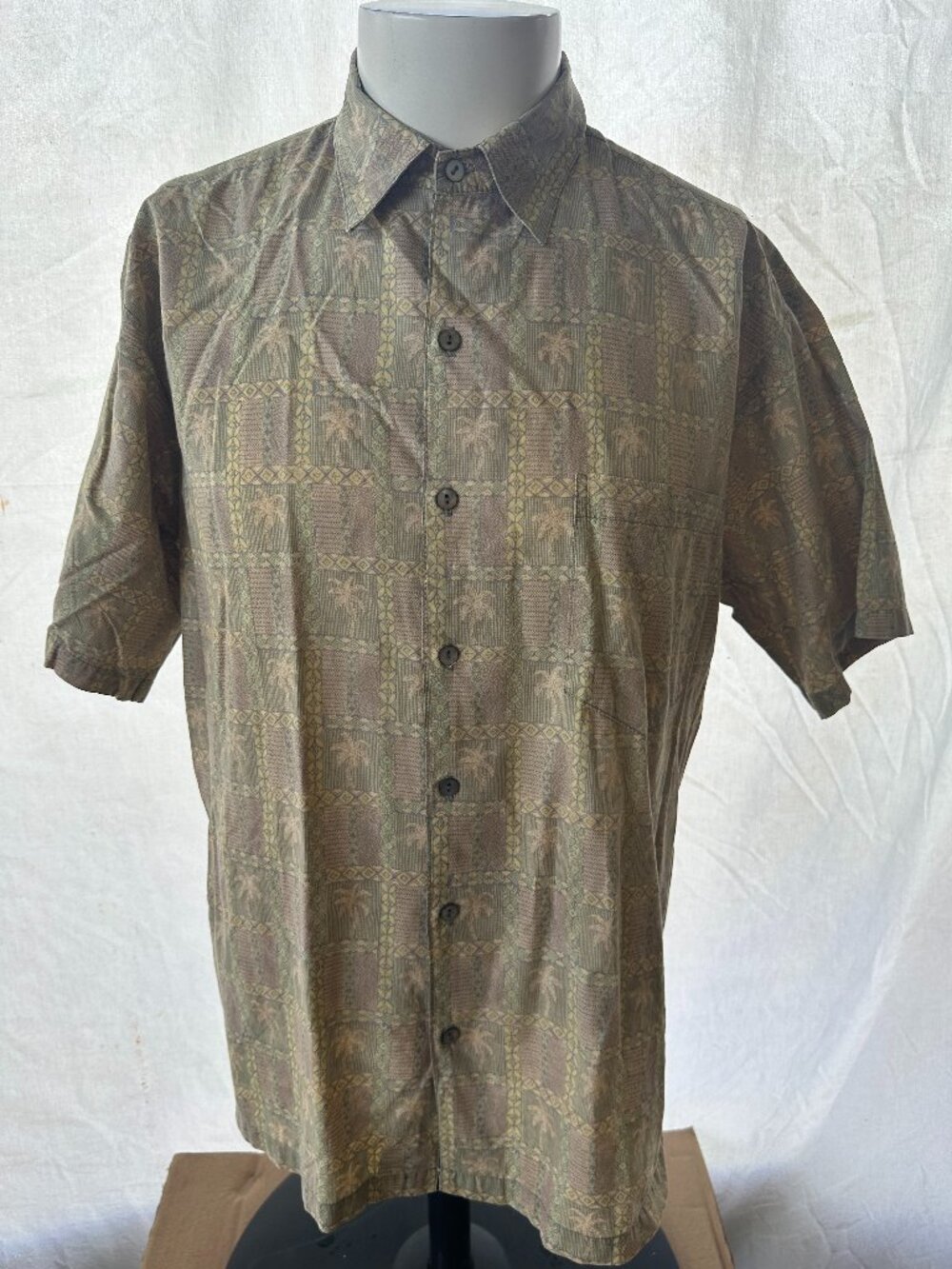 Tori Richard Men's Palm Tree Floral Tiki Pattern Yellow Brown Hawaiian Shirt Med